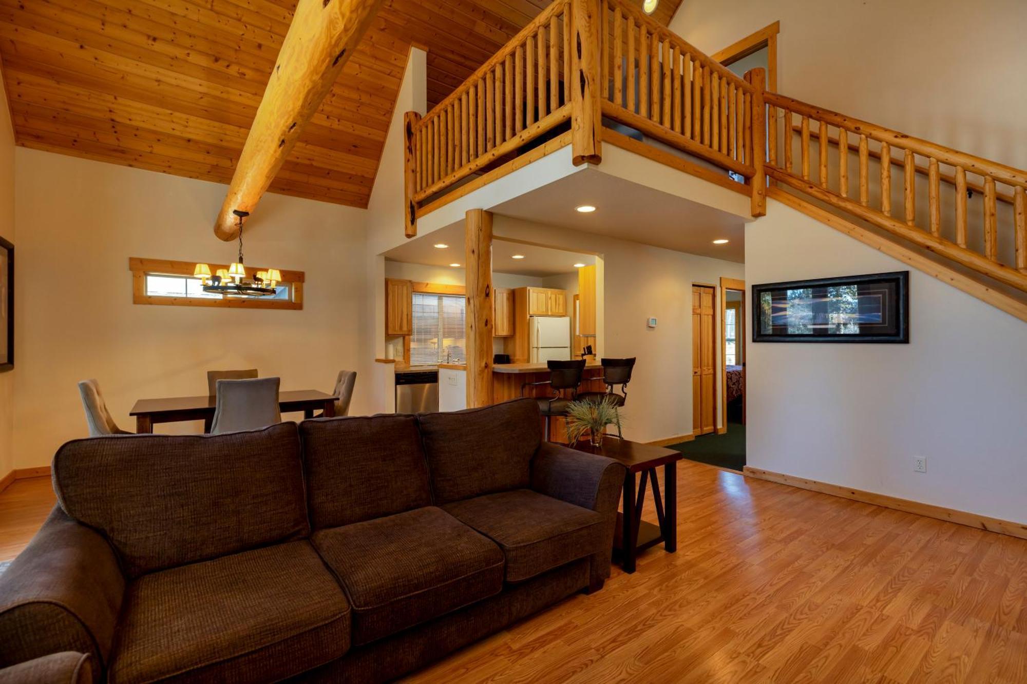 Lodge Running Y Ranch Golf &